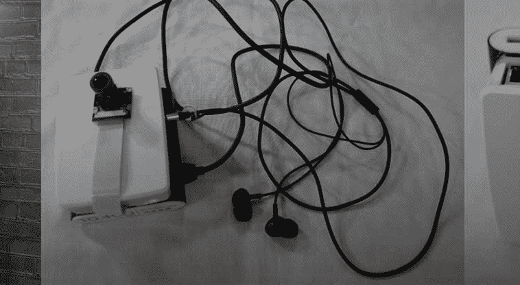 ‘In Vision Eye Device’ For Blind People Made By A Pakistani Student