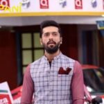 Fahad Mustafa helped a disabled Participant win a Rs.900,000 Plot