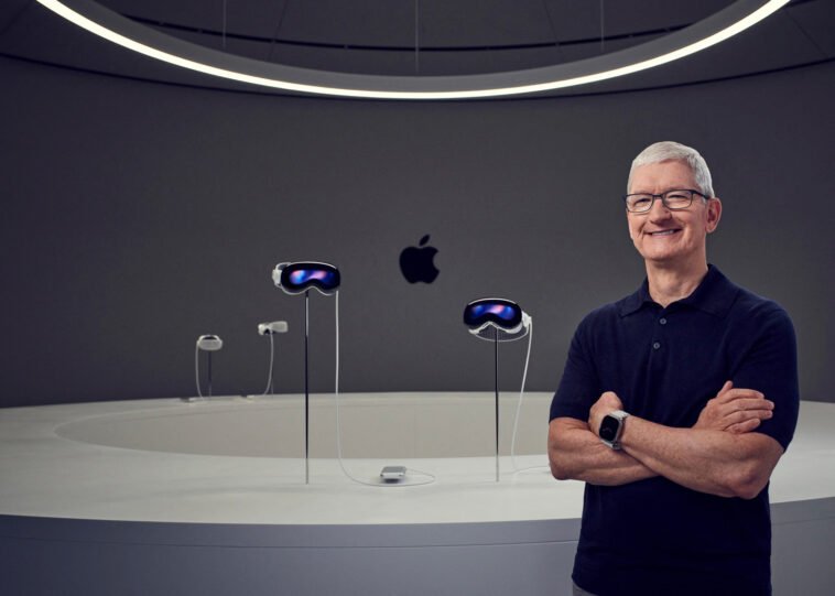 Apple Announces AR Headset Vision pro in competition with Meta