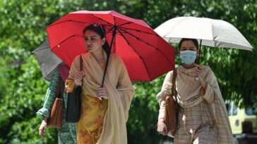 Surviving the ongoing Heat Wave in Pakistan: Tips for Staying Cool