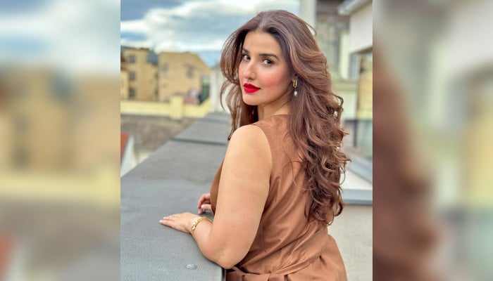 Be Unapologetically Yourself: Hareem Farooq Challenges Beauty Norms