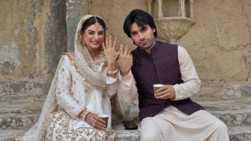 Esra Ayesha and Zayb Khan nikah pictures in white and gold outfits